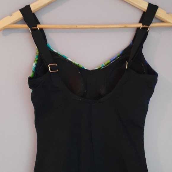 Floral Ruched One Piece Swimsuit - Picture 6 of 9